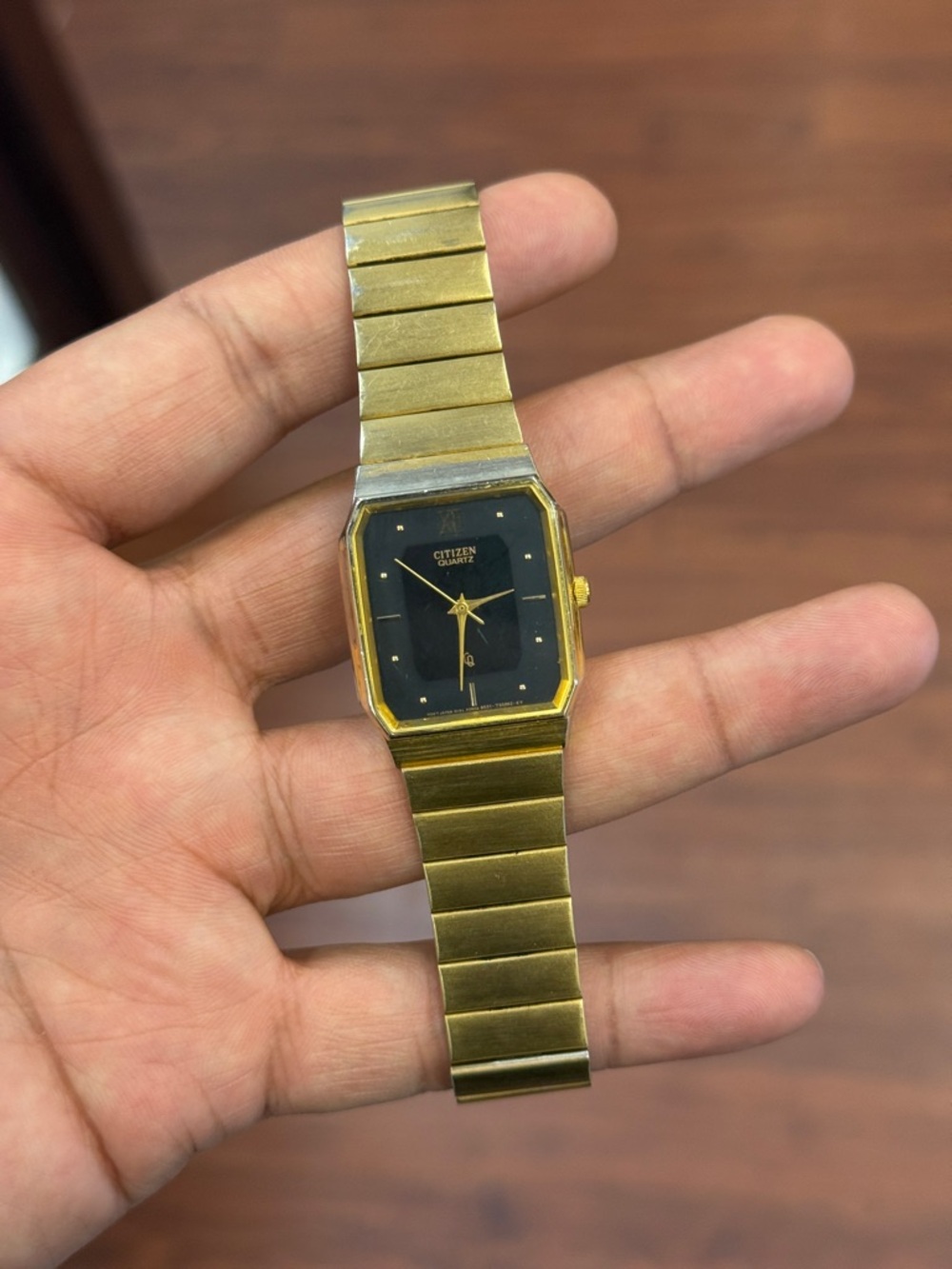 Citizen vintage squre Gold-Tone unisex Quartz Watch - Black Dial